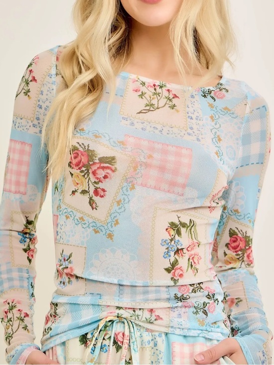 J.Her Tops - 💕Women’s Long Sleeve Mesh Patchwork Print Floral Top